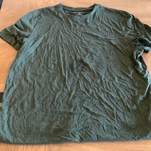 Green t shirt tailored fit